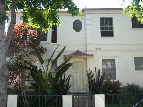 319-323 1/2  N. Orange Grove Ave.Los Angeles,&nbsp;CA&nbsp;90036